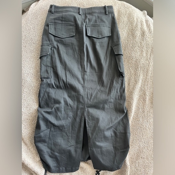 Princess Polly cargo skirt - Picture 3 of 5